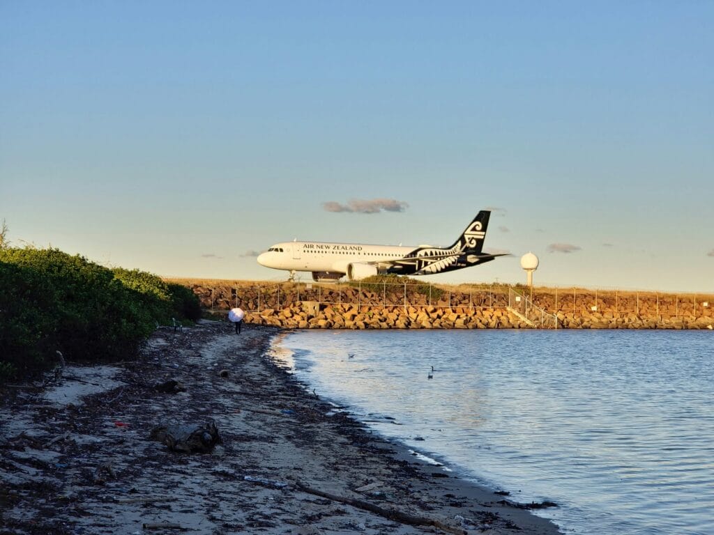 Plane landing at WGTN airport